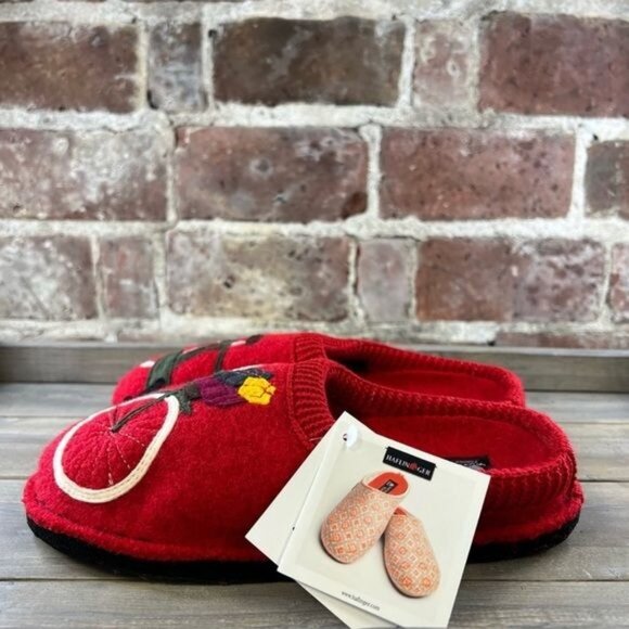 Haflinger Red Bicycle Soft Wool Slippers Sz 36 US 5.5 NEW In BOX - Picture 4 of 10